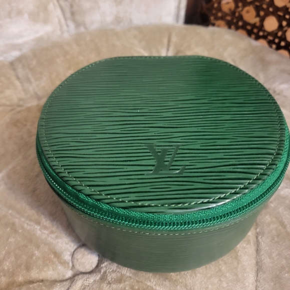 Louis Vuitton Accessories - Authentic Vintage Louis Vuitton Green Epi jewelry travel case
